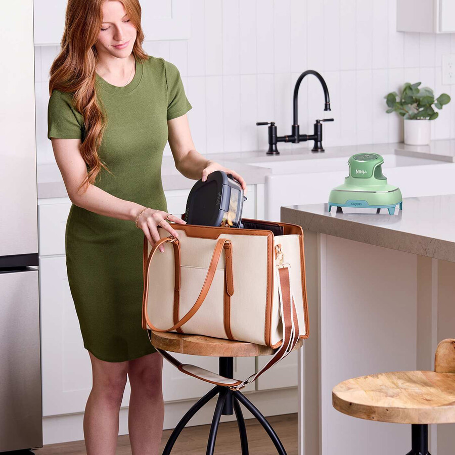 ninja crispi 4-i-1 bärbar liten airfryer i glas – mint pond fn101ukgnbl