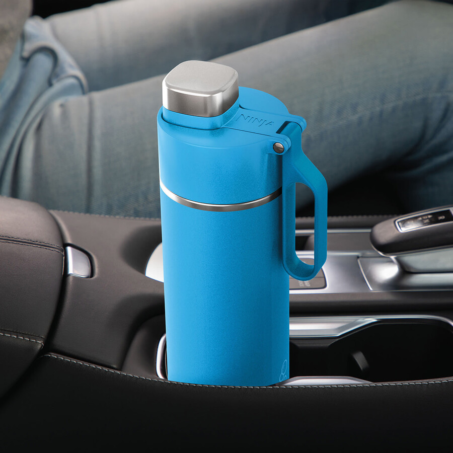 ninja thirsti 700 ml reseflaska – tropisk blå dw2401euuksb