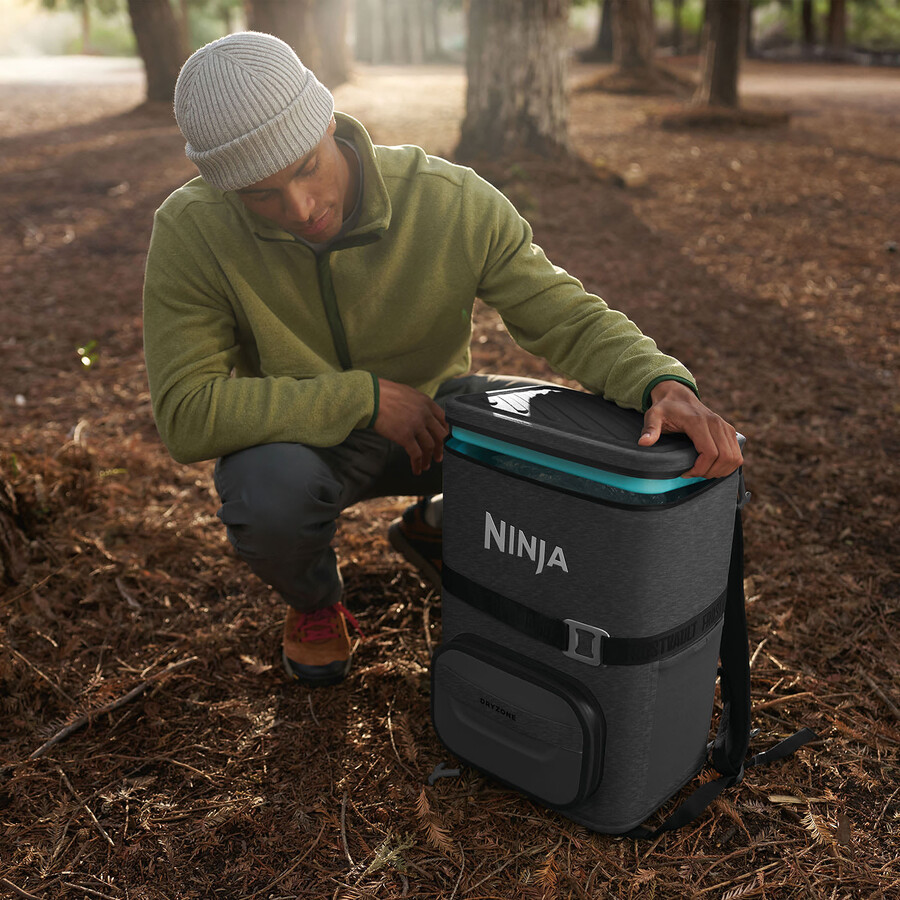 ninja frostvault go 23 liters mjuk kylväska med 36 burkar – antracitgrå