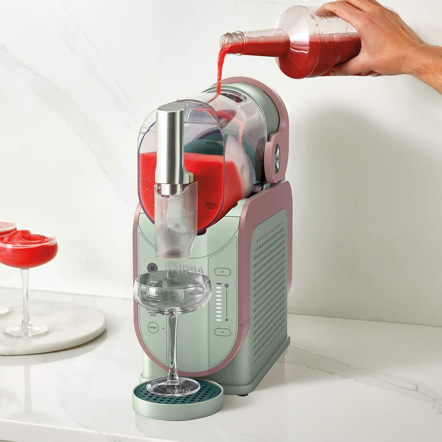 ninja slushi fryst dryckesmaskin - frostad jordgubb matcha fs301ukmtpk
